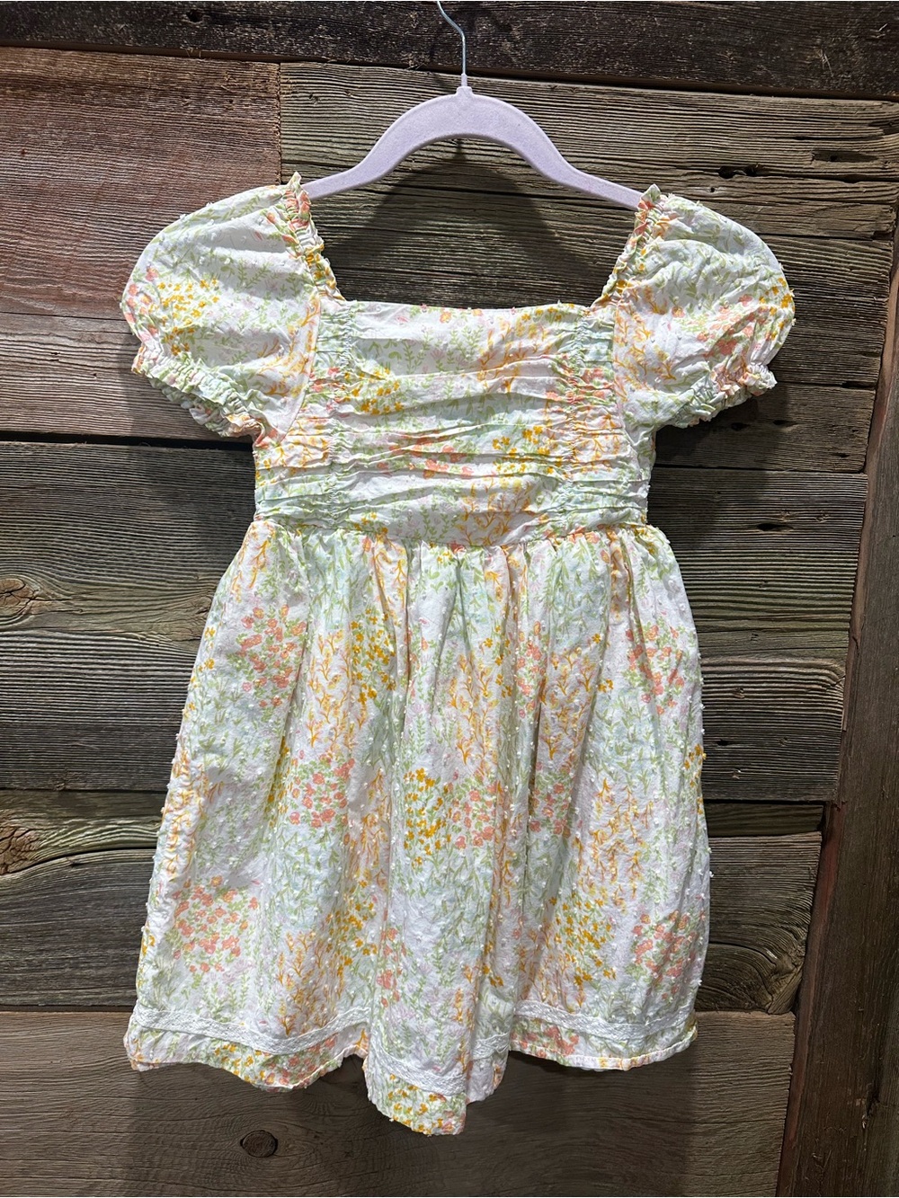 Cupcakes and Cashmere Girls White Floral Spring Puff-Sleeve Dress 6